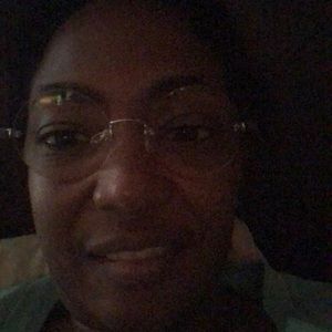 Meet your Posher, Desiree